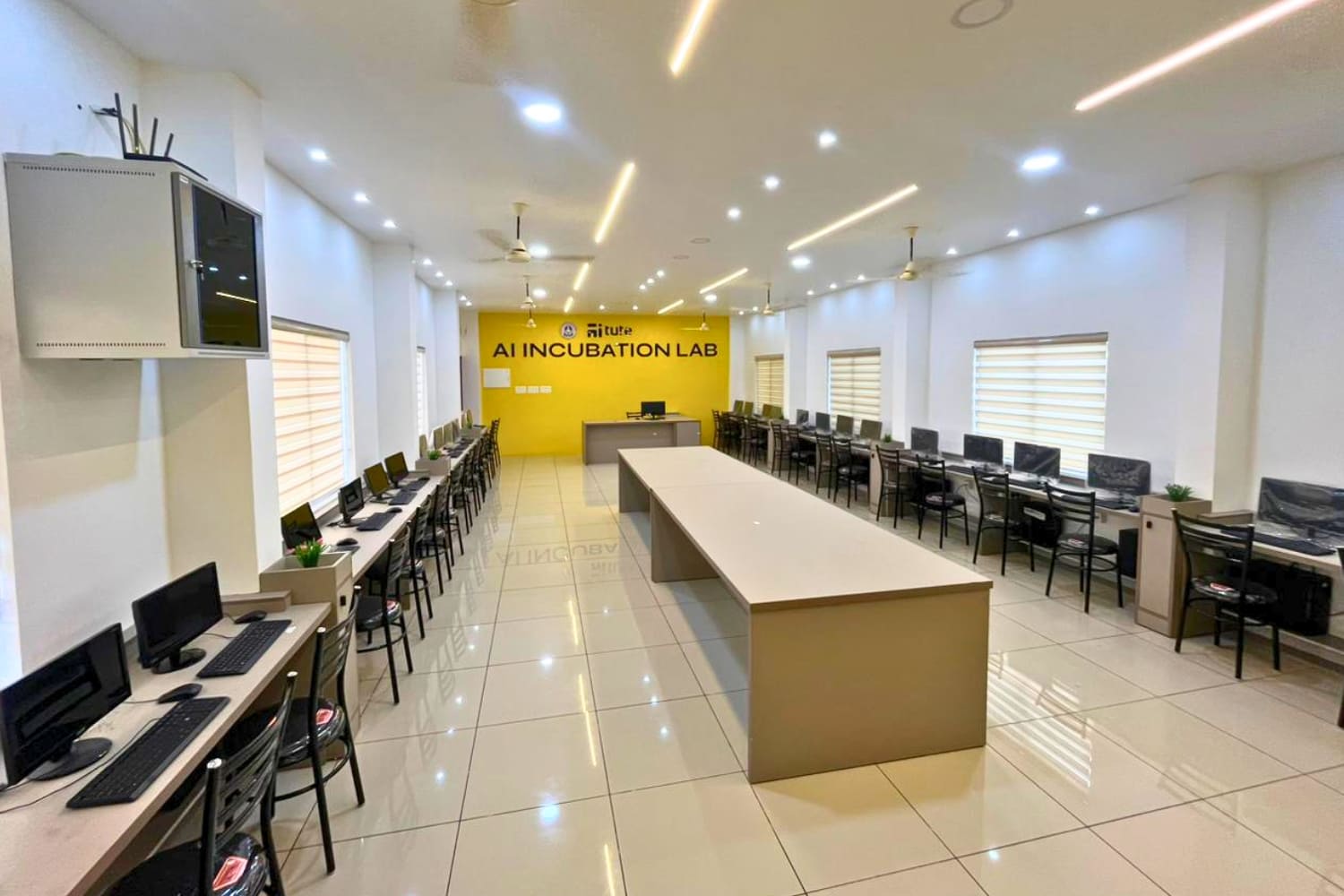 AI Incubation Lab